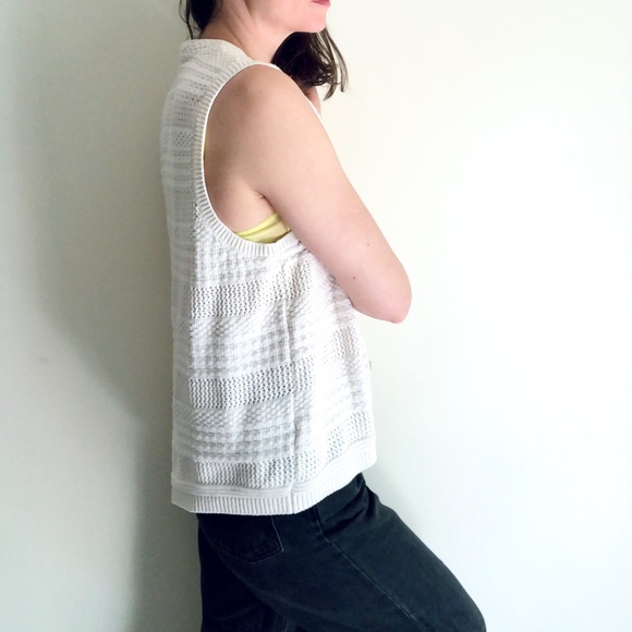 Vintage cream knit vest - Picture 3 of 13